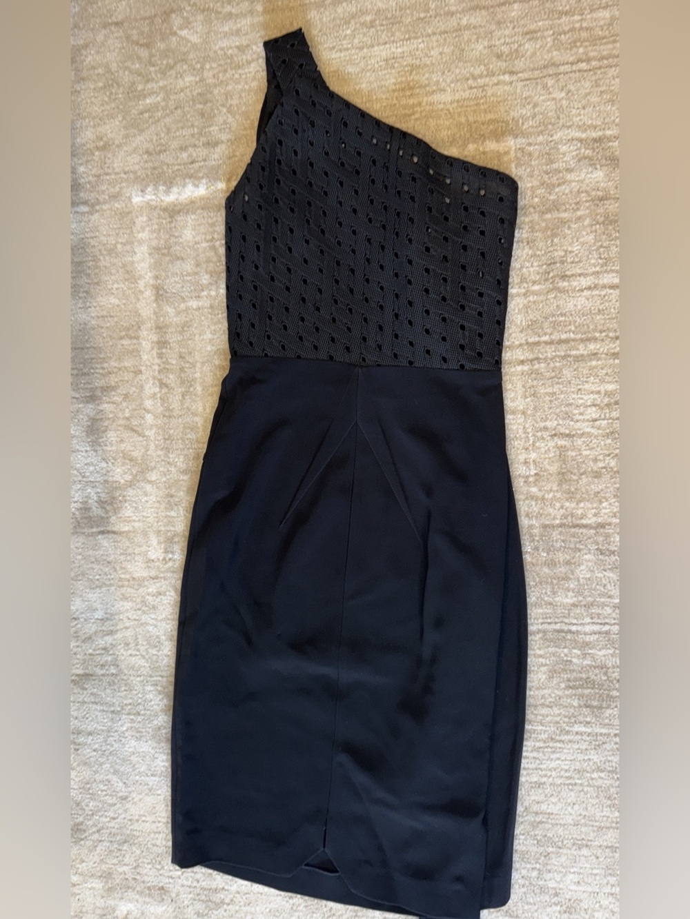 Roland Mouret Asymmetric One-Shoulder Perforated Eyelet Dress Black US 8 / UK 12